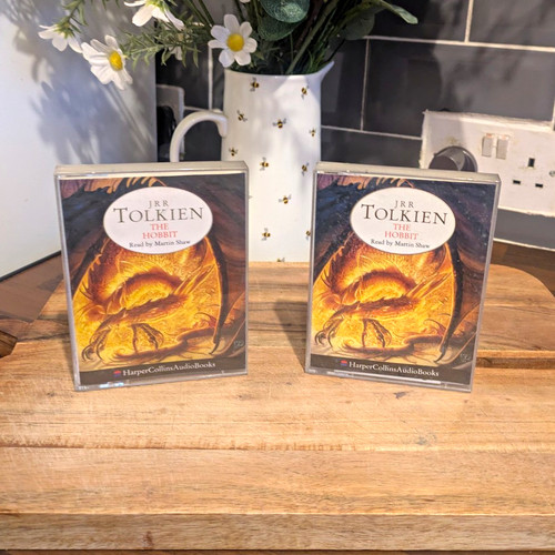 Tolkien the hobbit - j.r.r.,