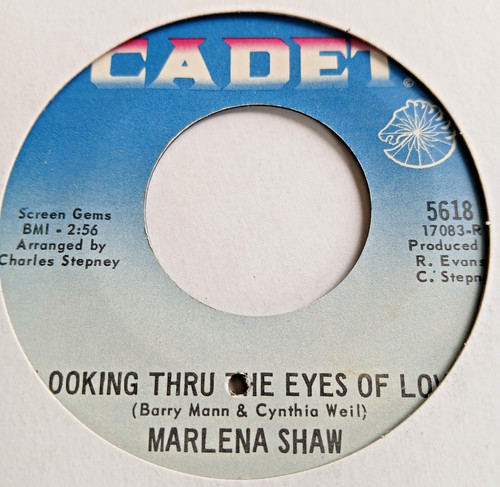 Marlena shaw looking thru - ,